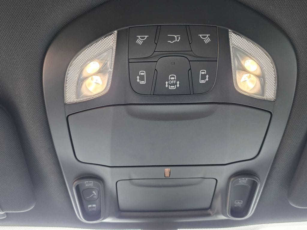 2026 Chrysler Pacifica Limited - Photo 25