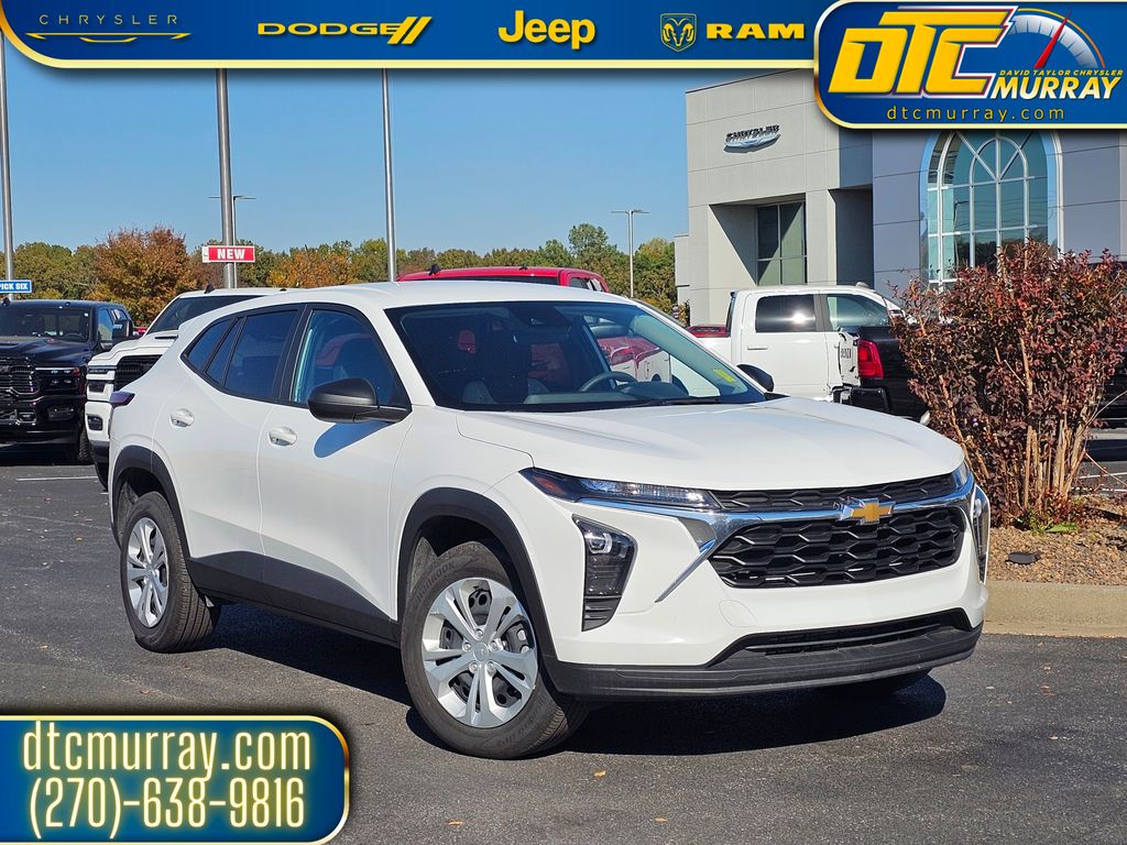 2025 Chevrolet Trax LS's photo
