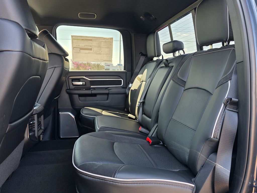 2026 RAM 2500 Laramie - Photo 35