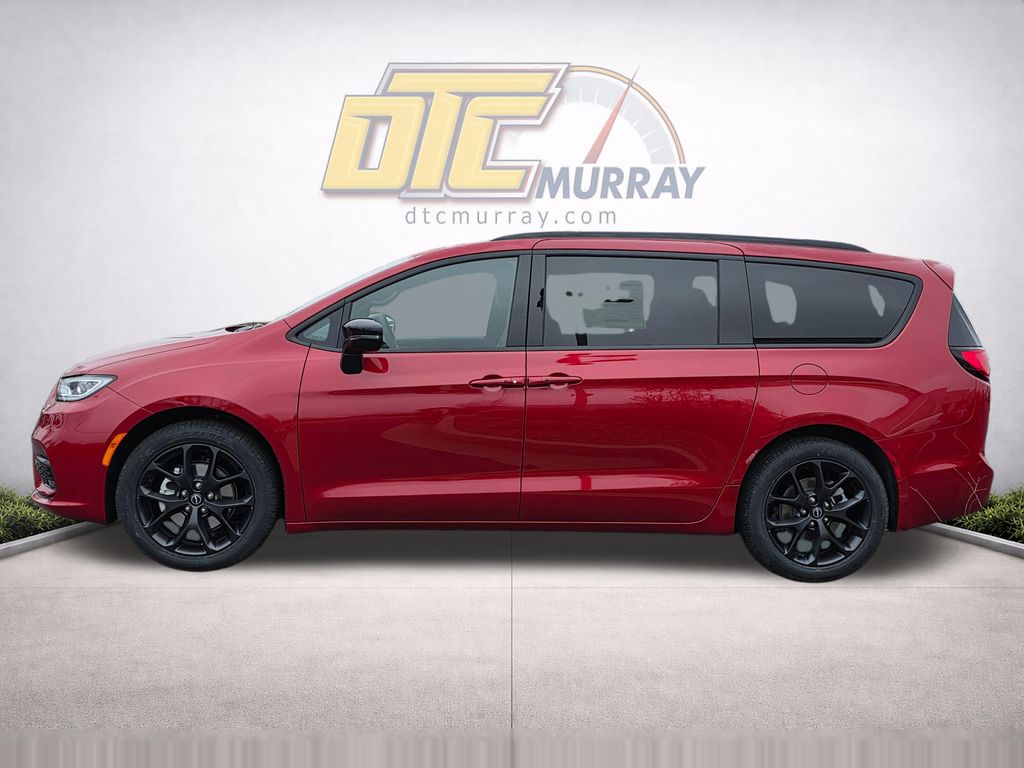 2026 Chrysler Pacifica Limited - Photo 8