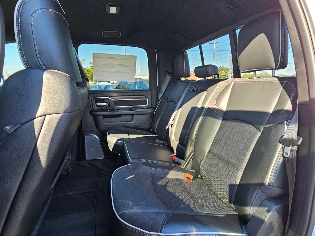 2026 RAM 2500 Laramie - Photo 30