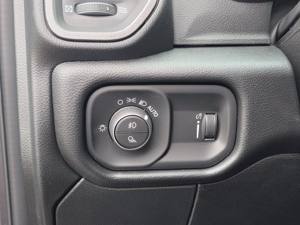2026 RAM 3500 Tradesman - Photo 18
