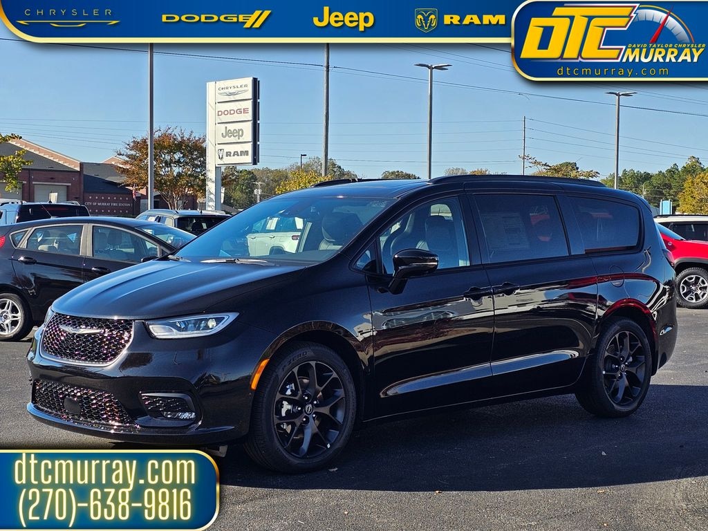 New 2026 Chrysler Pacifica LIMITED Passenger Van