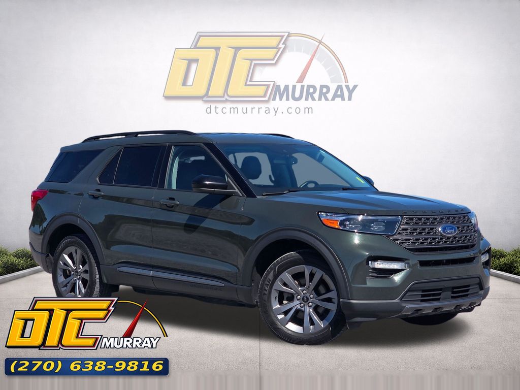 2022 Ford Explorer XLT 4WD's photo
