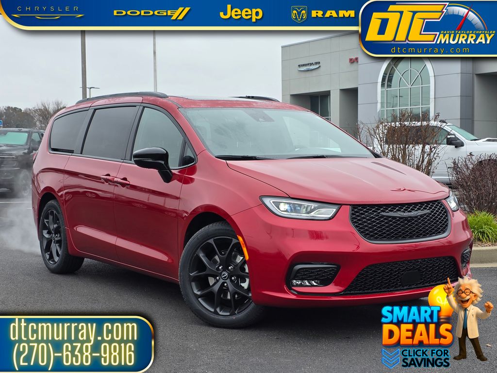 2026 Chrysler Pacifica Passenger Van 