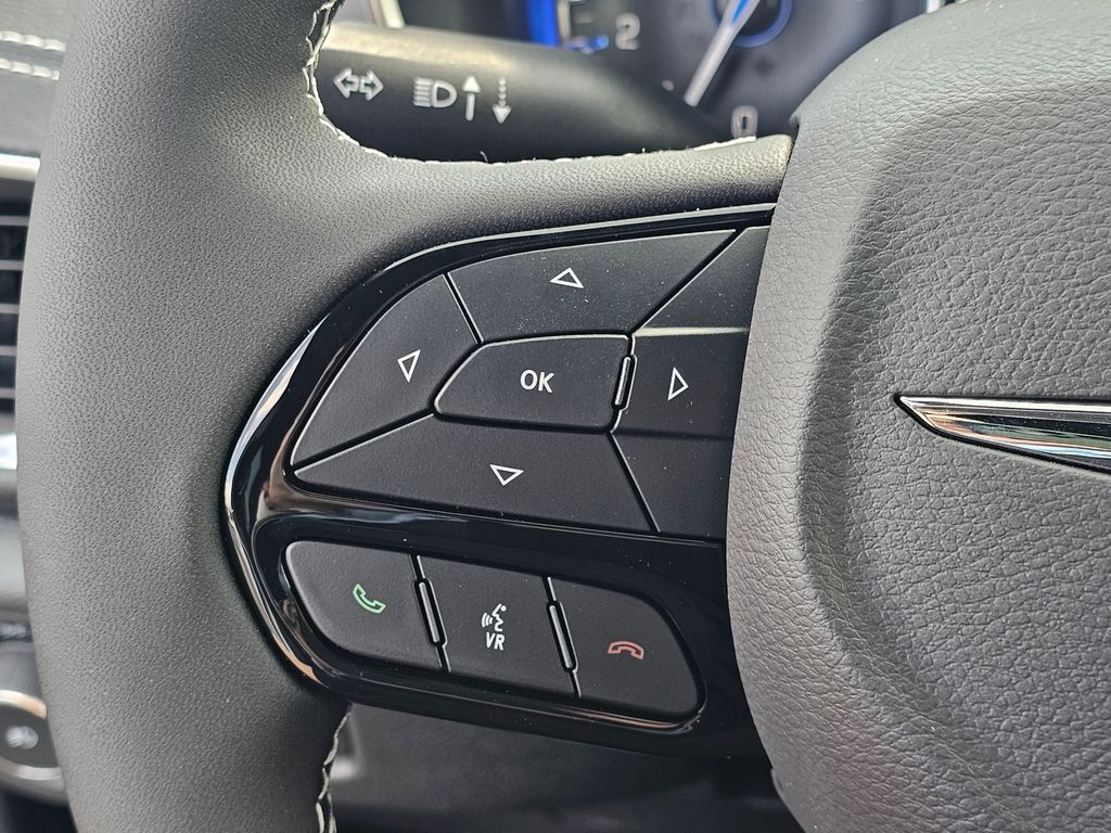2026 Chrysler Pacifica Limited - Photo 16