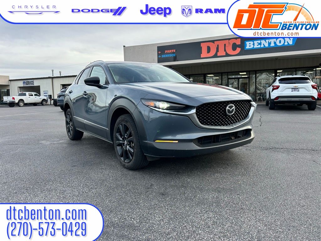 2025 Mazda CX-30 Carbon Edition's photo