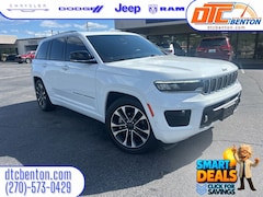 2022 Jeep Grand Cherokee Overland SUV