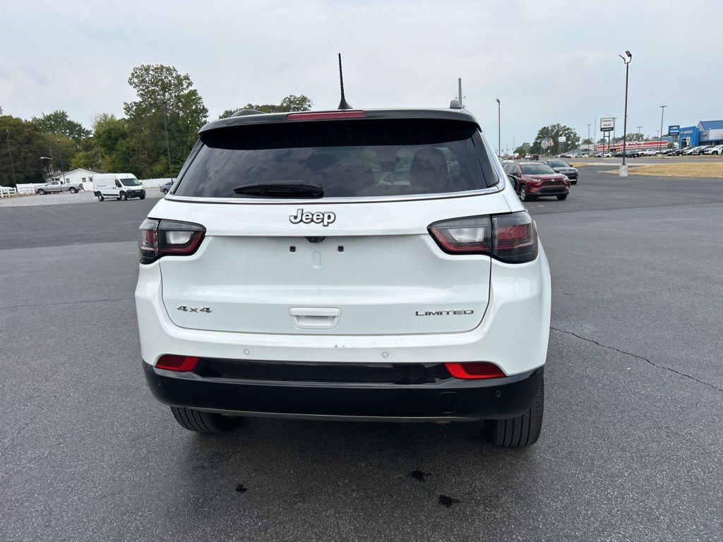 2024 Jeep Compass Limited photo 3
