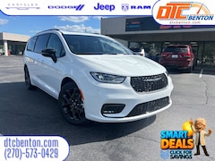 2026 Chrysler Pacifica LIMITED Passenger Van