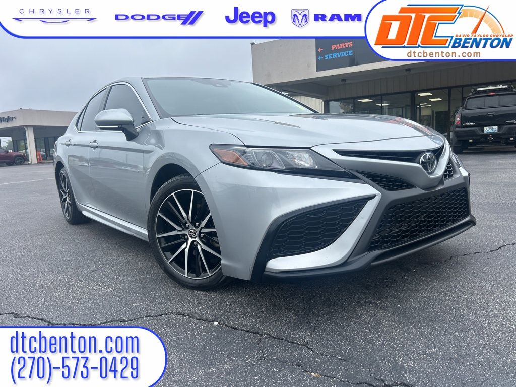 2024 Toyota Camry Sedan 