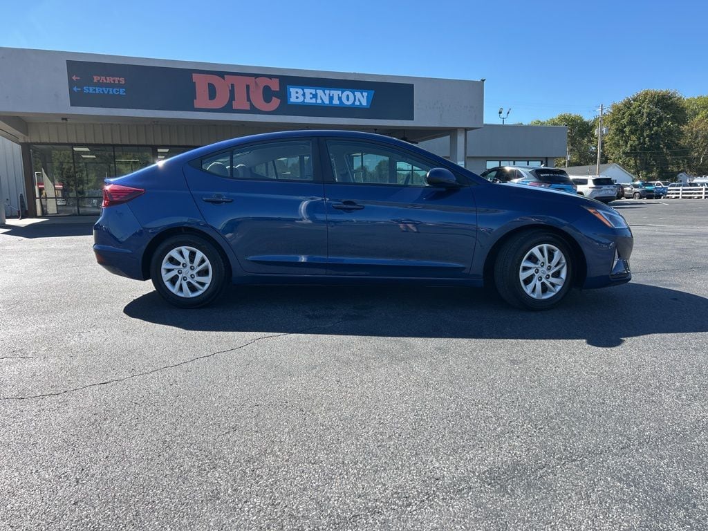 Used 2019 Hyundai Elantra SE with VIN 5NPD74LF8KH486941 for sale in Benton, KY