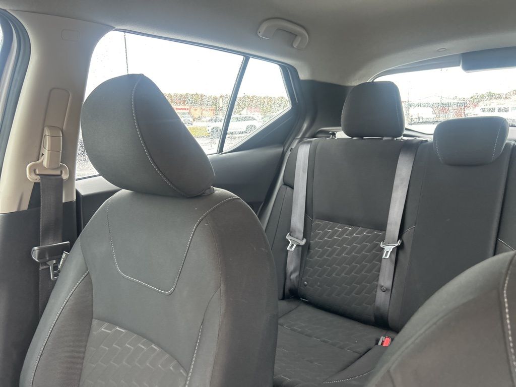 2023 Nissan Kicks SV photo 4