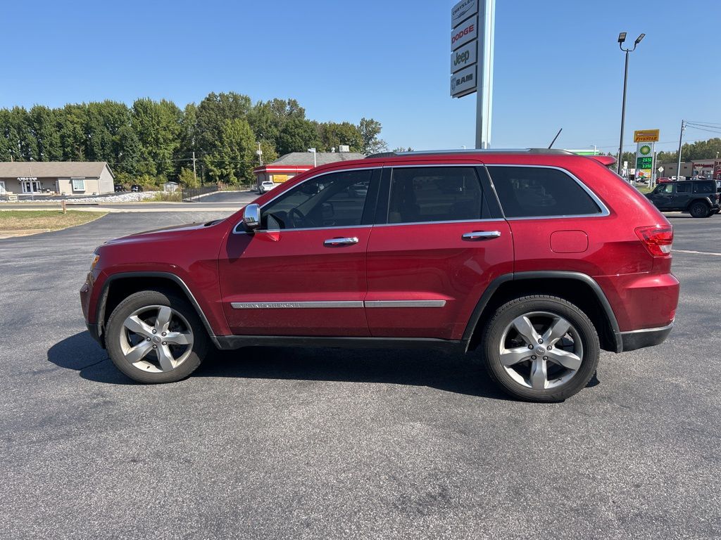 2012 Jeep Grand Cherokee Overland photo 3