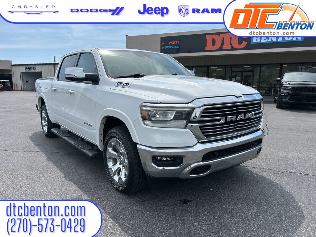 2022 RAM 1500 Laramie 4x4 Crew Cab 5'7's photo