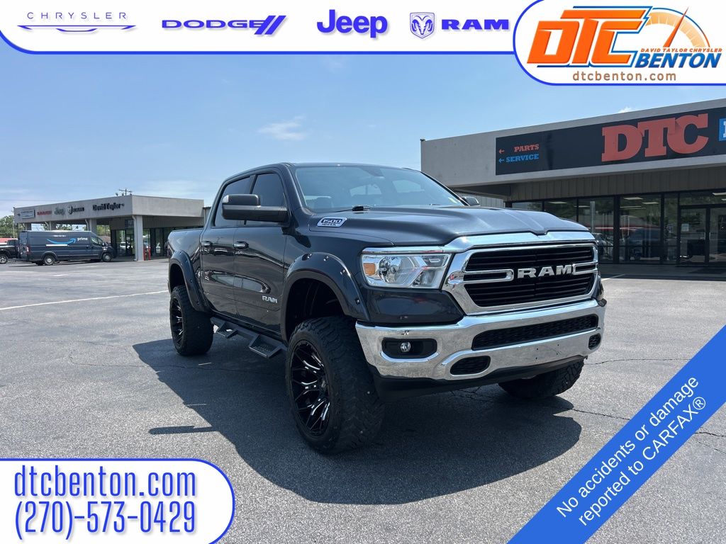 2019 RAM 1500 Big Horn/Lone Star 4x4 Crew Cab 5'7's photo