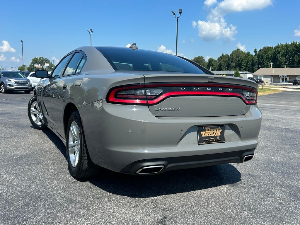 2023 Dodge Charger SXT photo 2