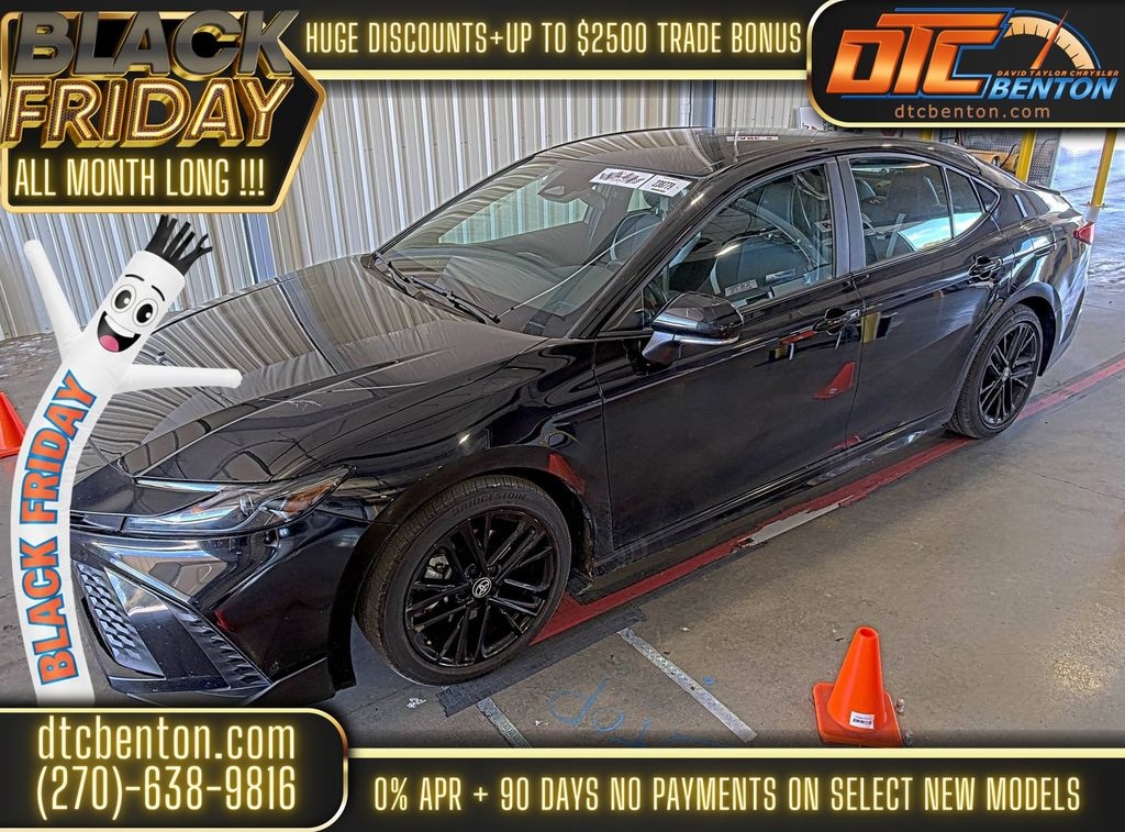 Used 2025 Toyota Camry SE Sedan