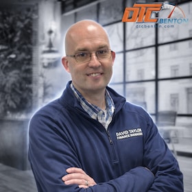 Staff member JOE JACKSON from ID_e70d3955756a