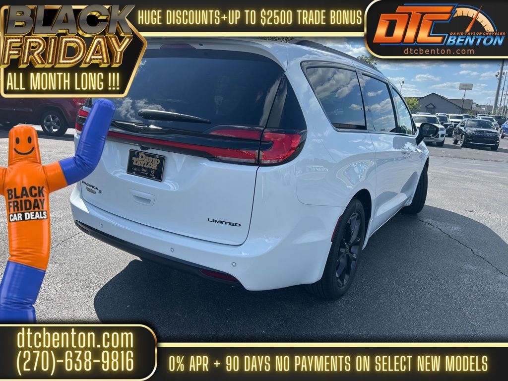 New 2026 Chrysler Pacifica LIMITED Passenger Van