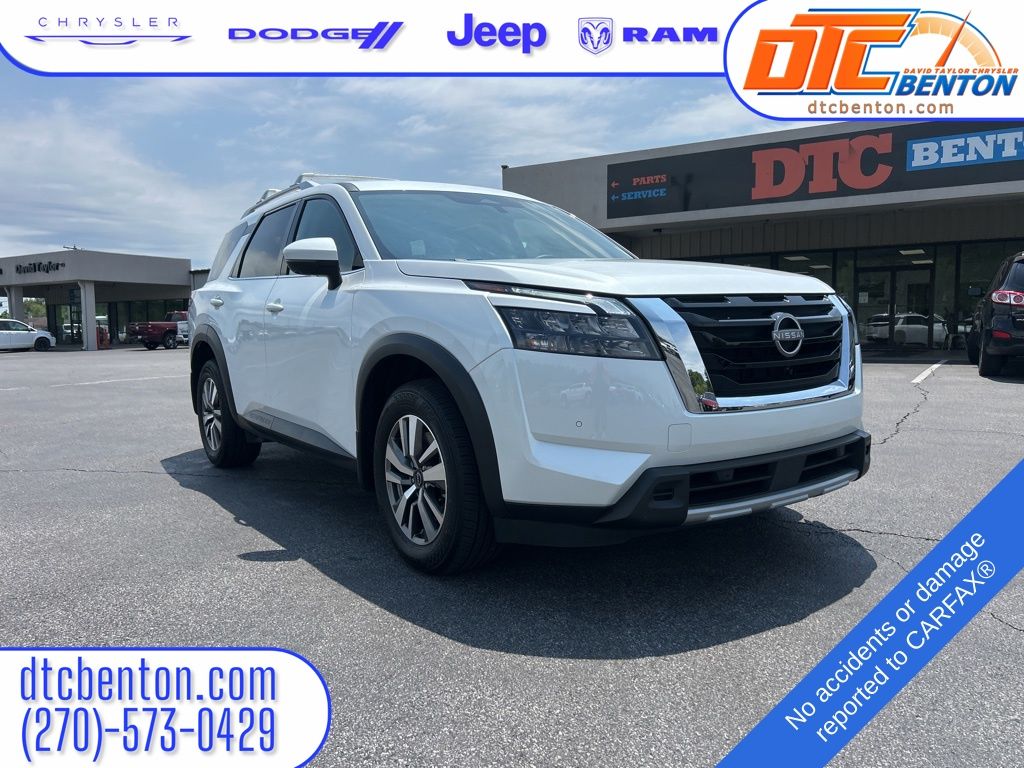 2025 Nissan Pathfinder SL 4WD's photo
