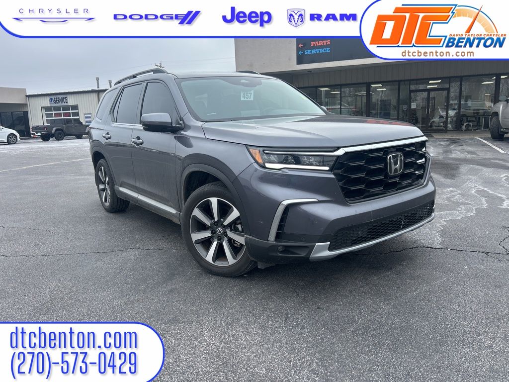 2025 Honda Pilot Touring's photo