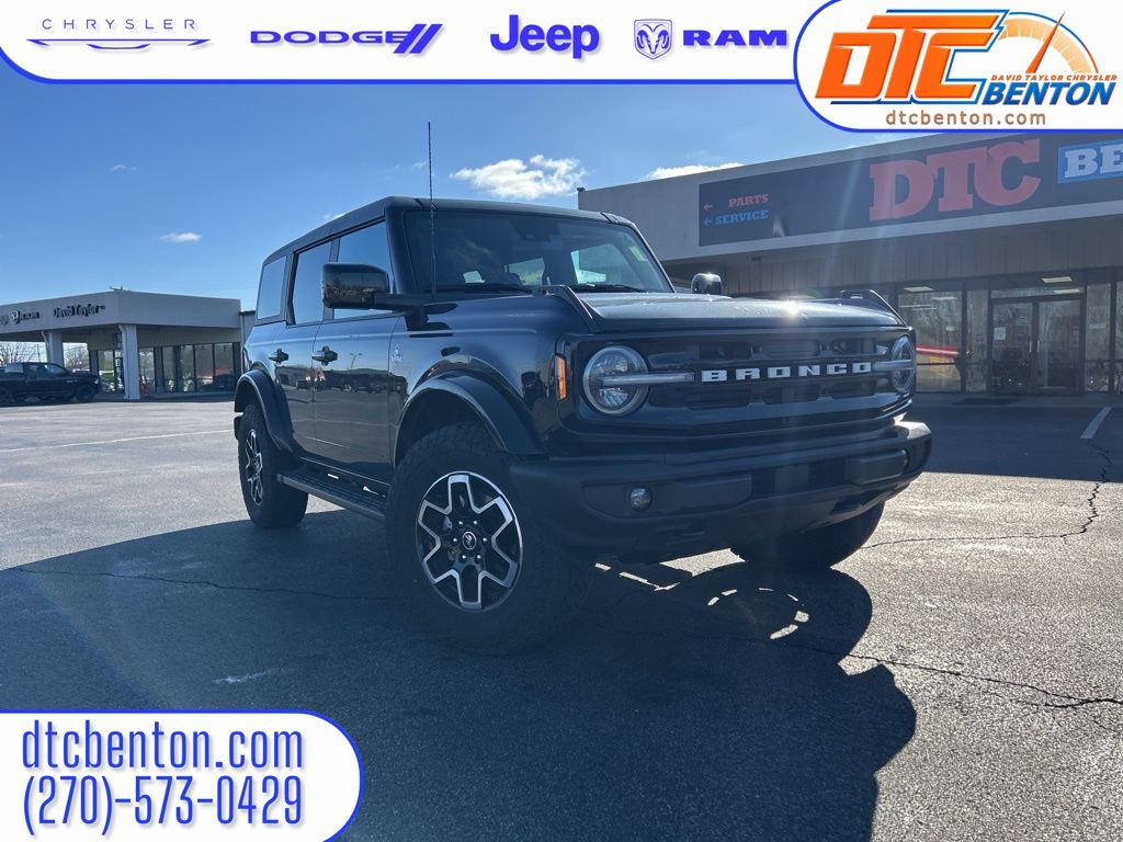 2023 Ford Bronco 4-Door Outer Banks