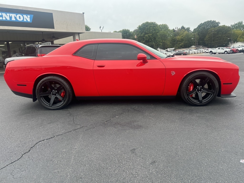 Used 2019 Dodge Challenger SRT with VIN 2C3CDZC98KH618301 for sale in Benton, KY