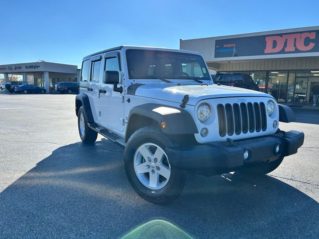 2017 Jeep Wrangler Unlimited Sport photo 3