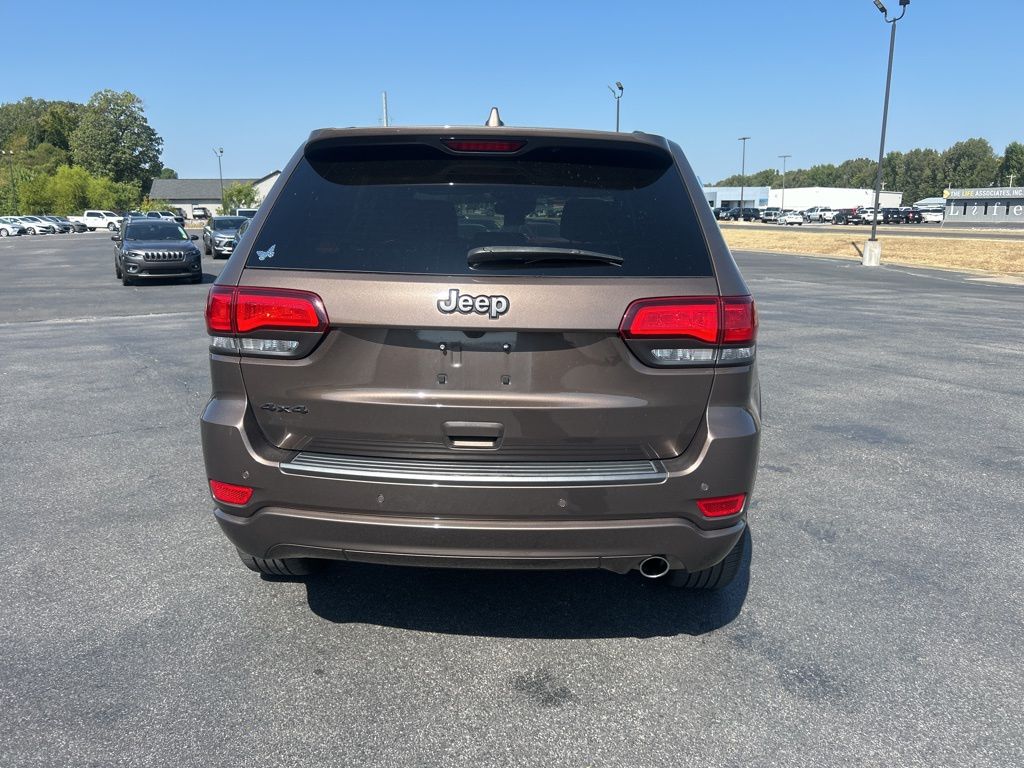 2021 Jeep Grand Cherokee Anniversary Edition photo 4