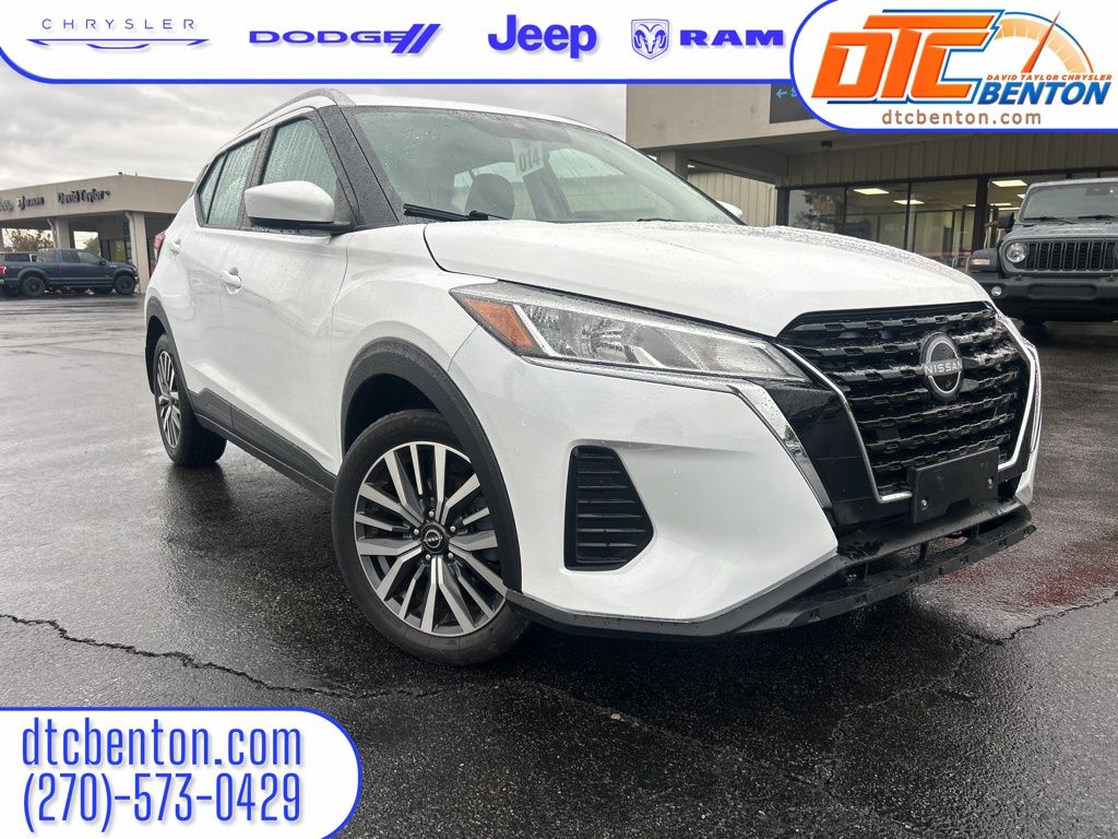 2023 Nissan Kicks SV