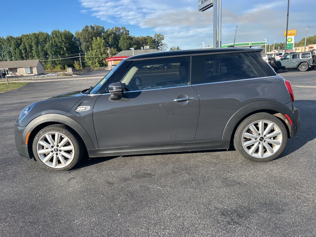 2020 Mini Cooper Hardtop S photo 2