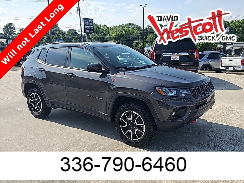 2024 Jeep Compass Trailhawk