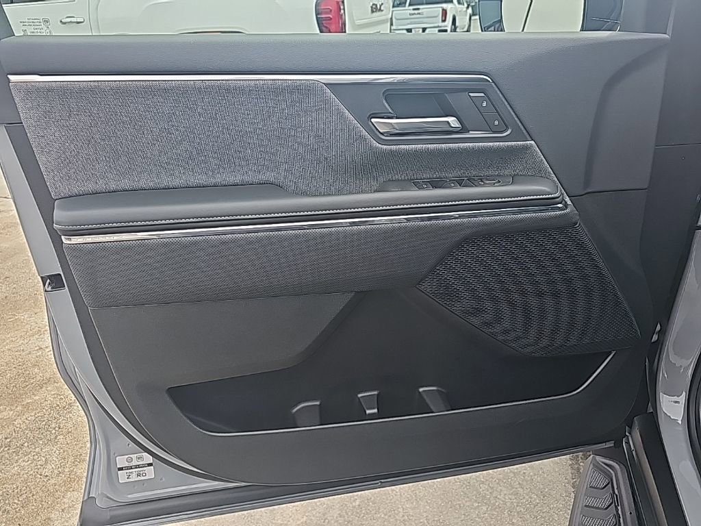 2026 GMC Sierra EV Elevation - Photo 10