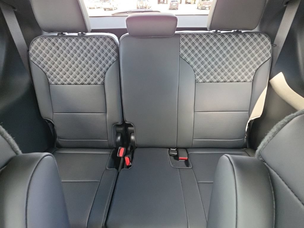 2027 GMC Acadia Denali - Photo 18
