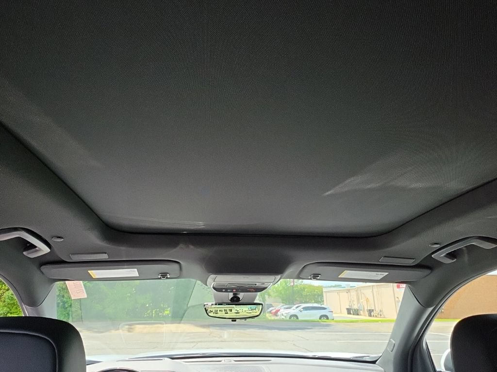 2027 GMC Acadia Denali - Photo 20