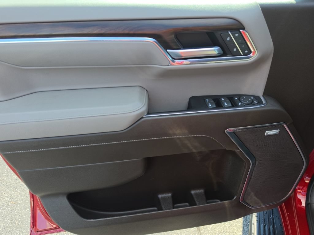 2023 GMC Sierra 1500 SLT - Photo 13