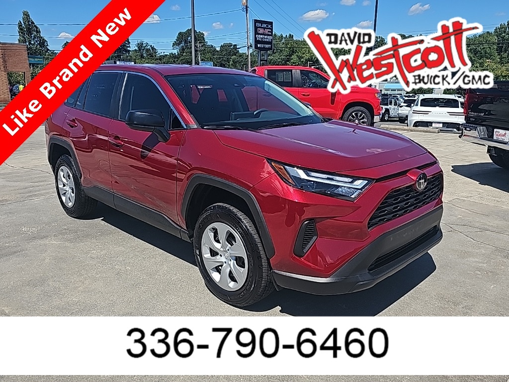 2025 Toyota RAV4 LE