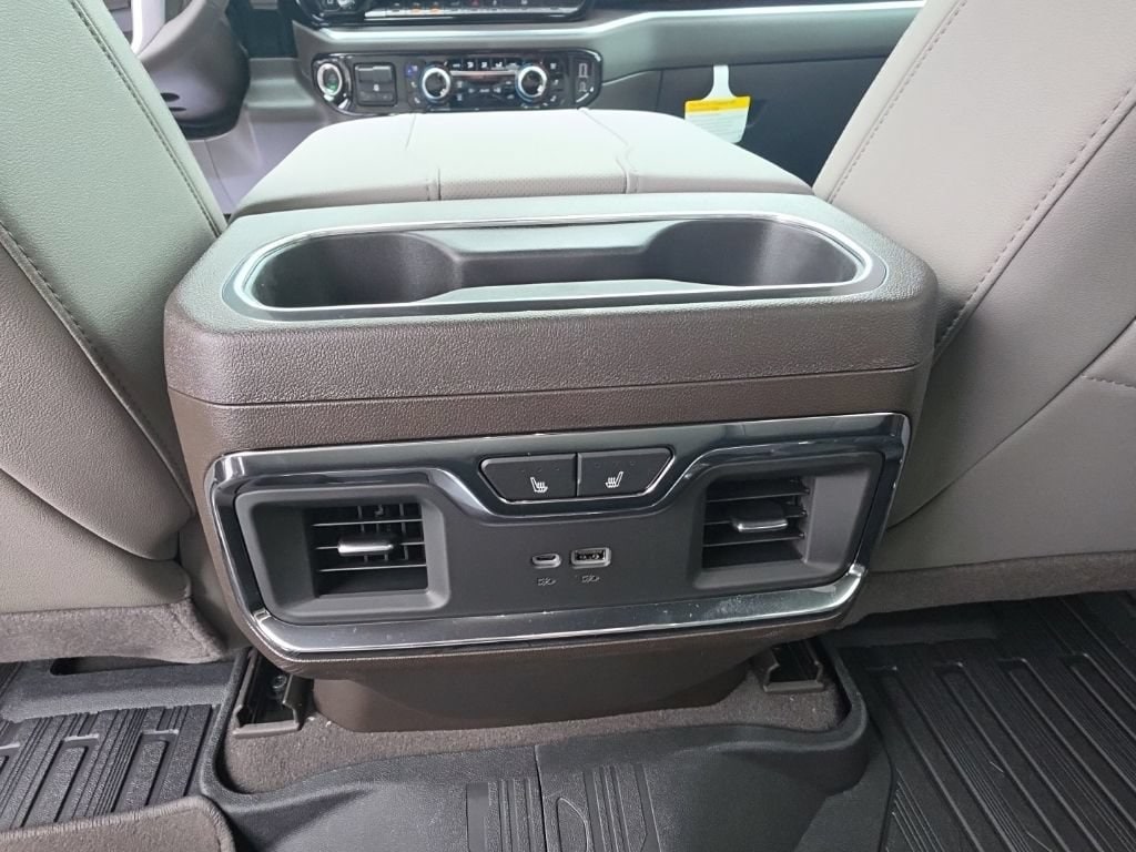 2026 GMC Sierra 1500 SLT - Photo 16