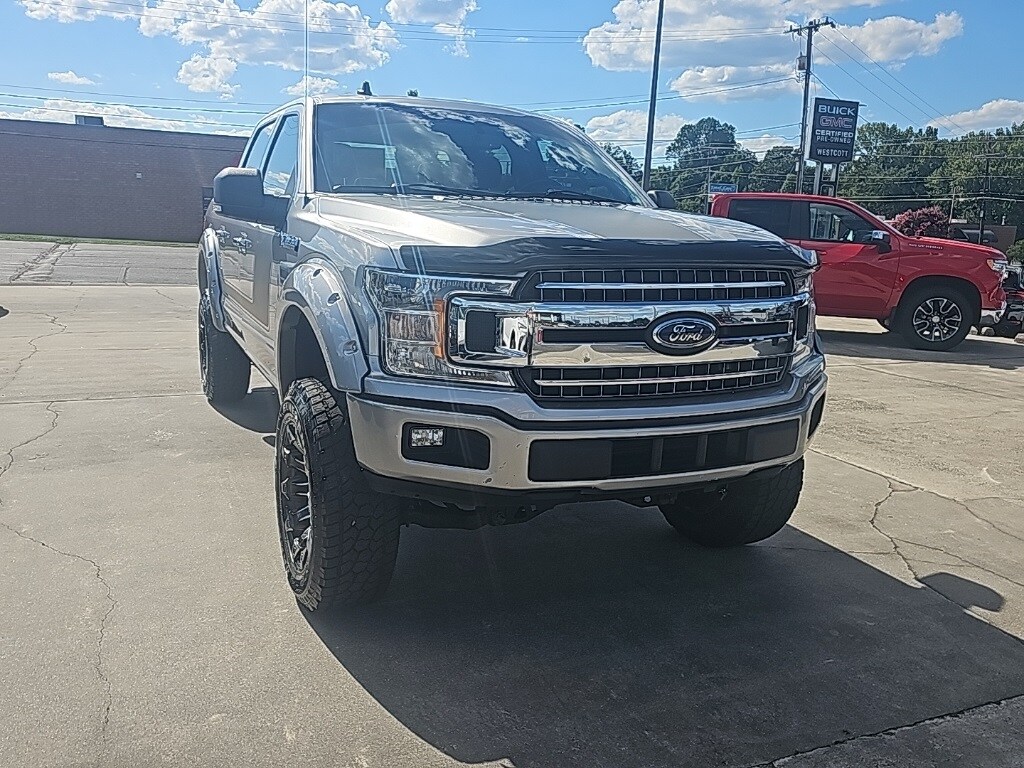 2020 Ford F-150 XLT photo 3