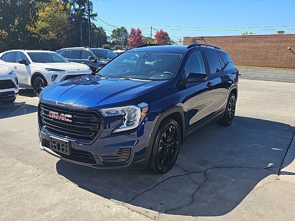 2022 Gmc Terrain SLE photo 2