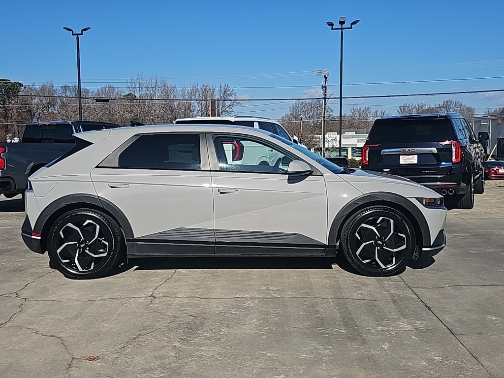 Used 2022 Hyundai IONIQ 5 SEL with VIN KM8KN4AE4NU091524 for sale in Burlington, NC