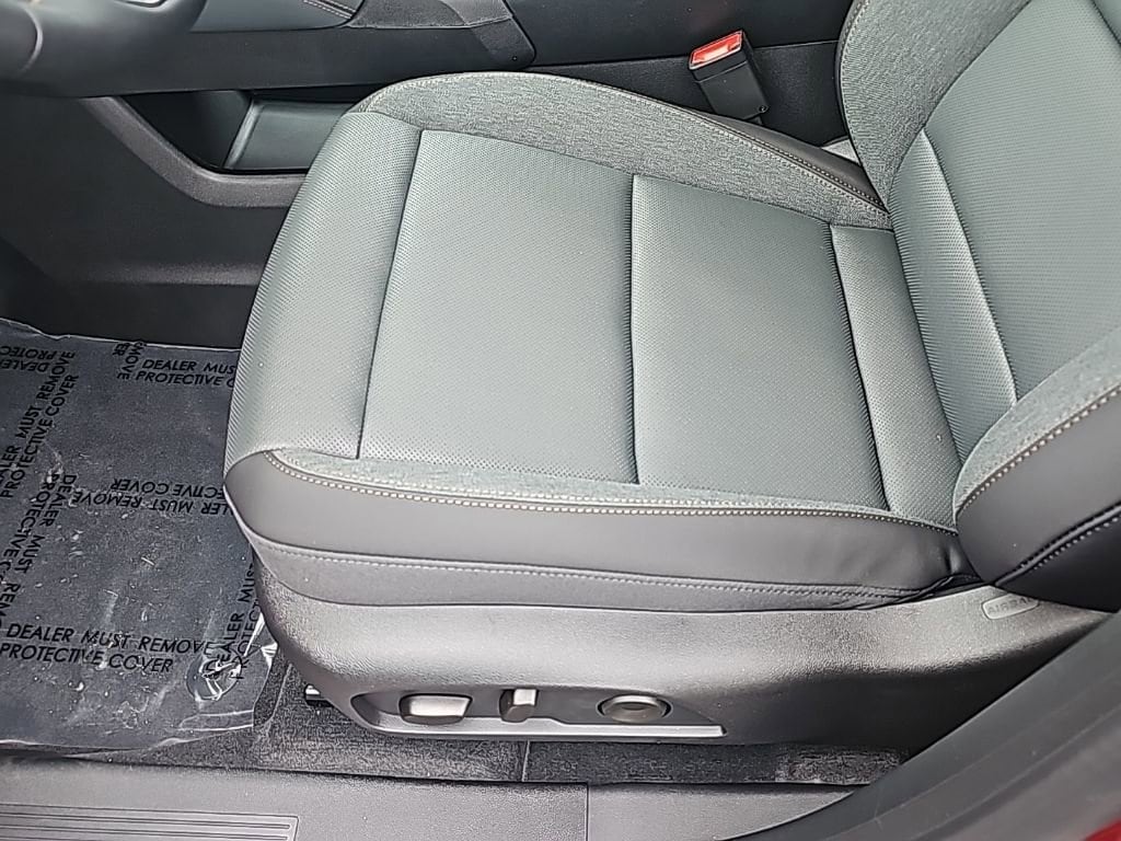 2026 GMC Terrain AT4 - Photo 10