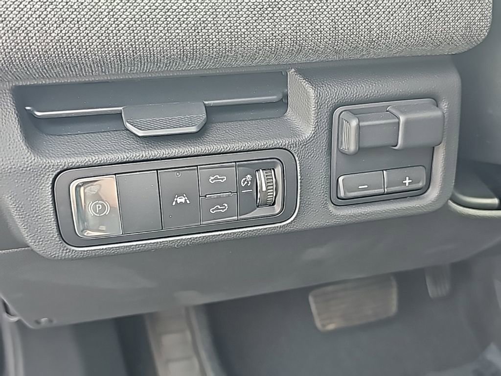 2026 GMC Sierra EV Elevation - Photo 10