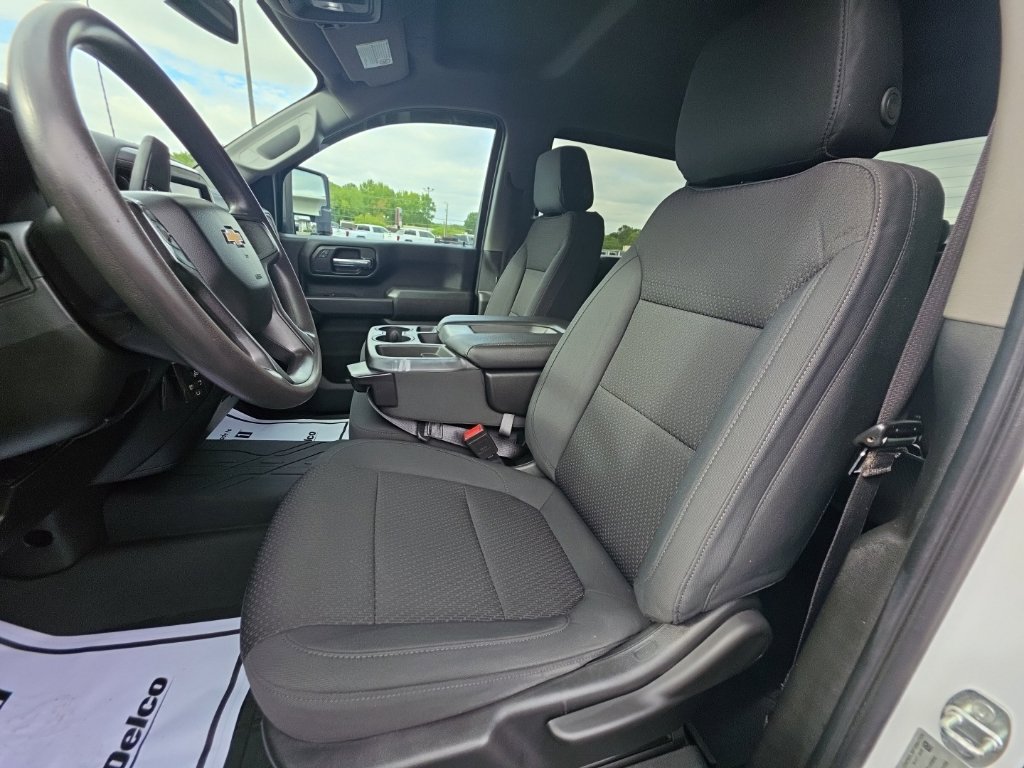 2021 Chevrolet Silverado 2500HD Custom - Photo 20