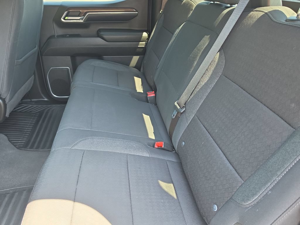 2024 Chevrolet Silverado 1500 LT - Photo 21