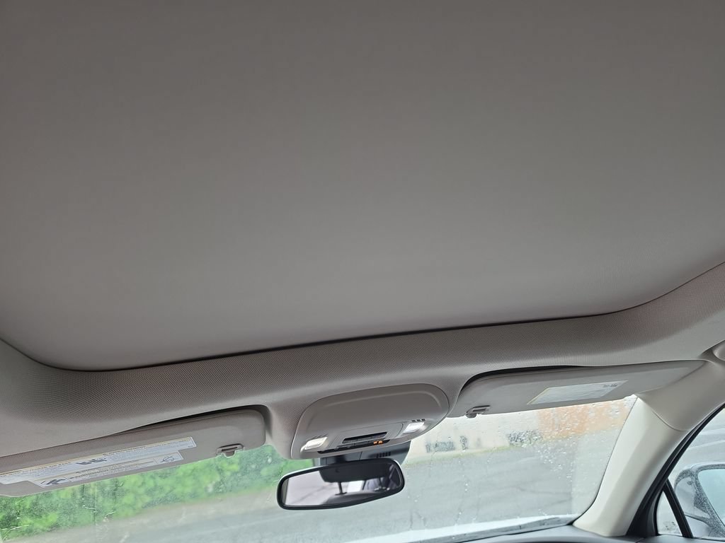2023 Buick Envision Essence - Photo 18