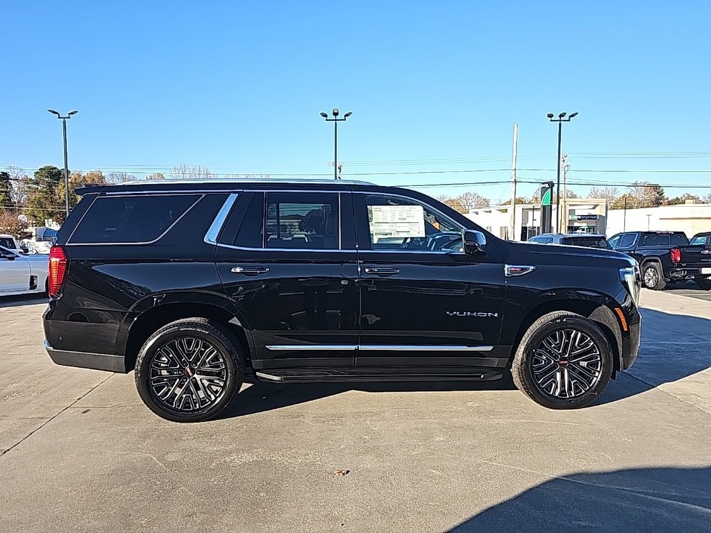 2026 Gmc Yukon photo 2