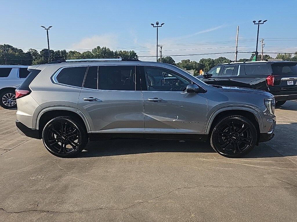 2025 Gmc Acadia Denali photo 2