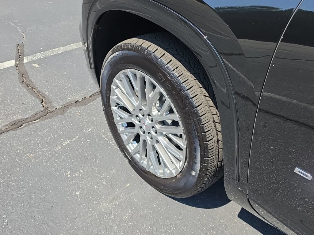 2026 GMC Acadia Denali - Photo 12